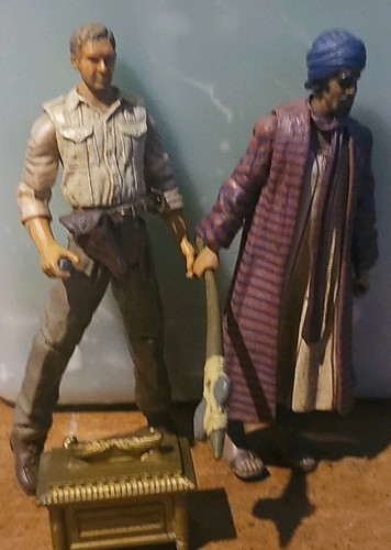 Two vintage indiana jones - vintage, toy