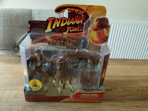 Hasbro indiana jones with - jones,