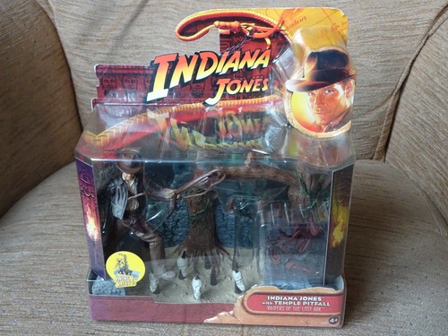 Hasbro indiana jones raiders - indiana,
